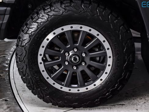 Used 2024 INEOS Grenadier Fieldmaster Edition image 10