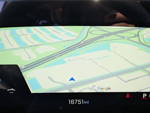 Used 2025 Chevrolet Equinox ACTIV image 10