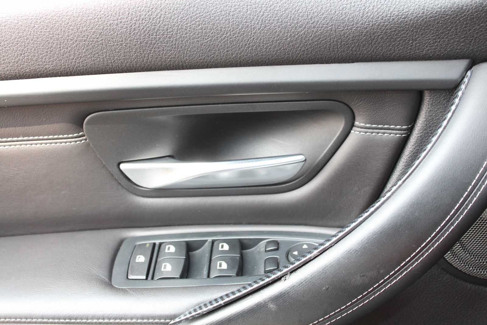 Used 2015 BMW M3 RWD image 36