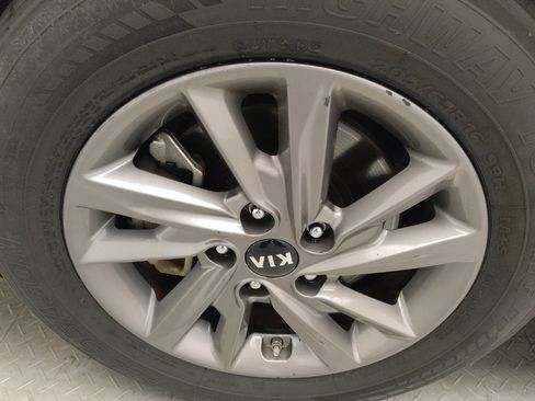 Used 2020 Kia Optima LX image 31