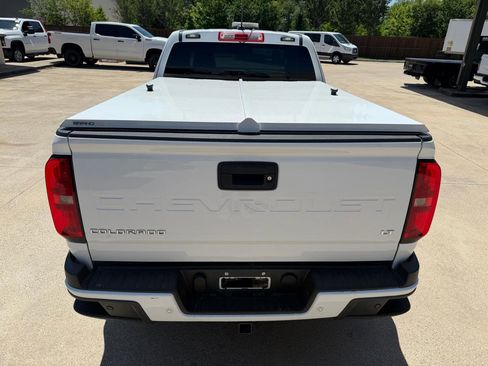 Used 2022 Chevrolet Colorado LT w/ Fleet Safety Package AWD/4WD image 4