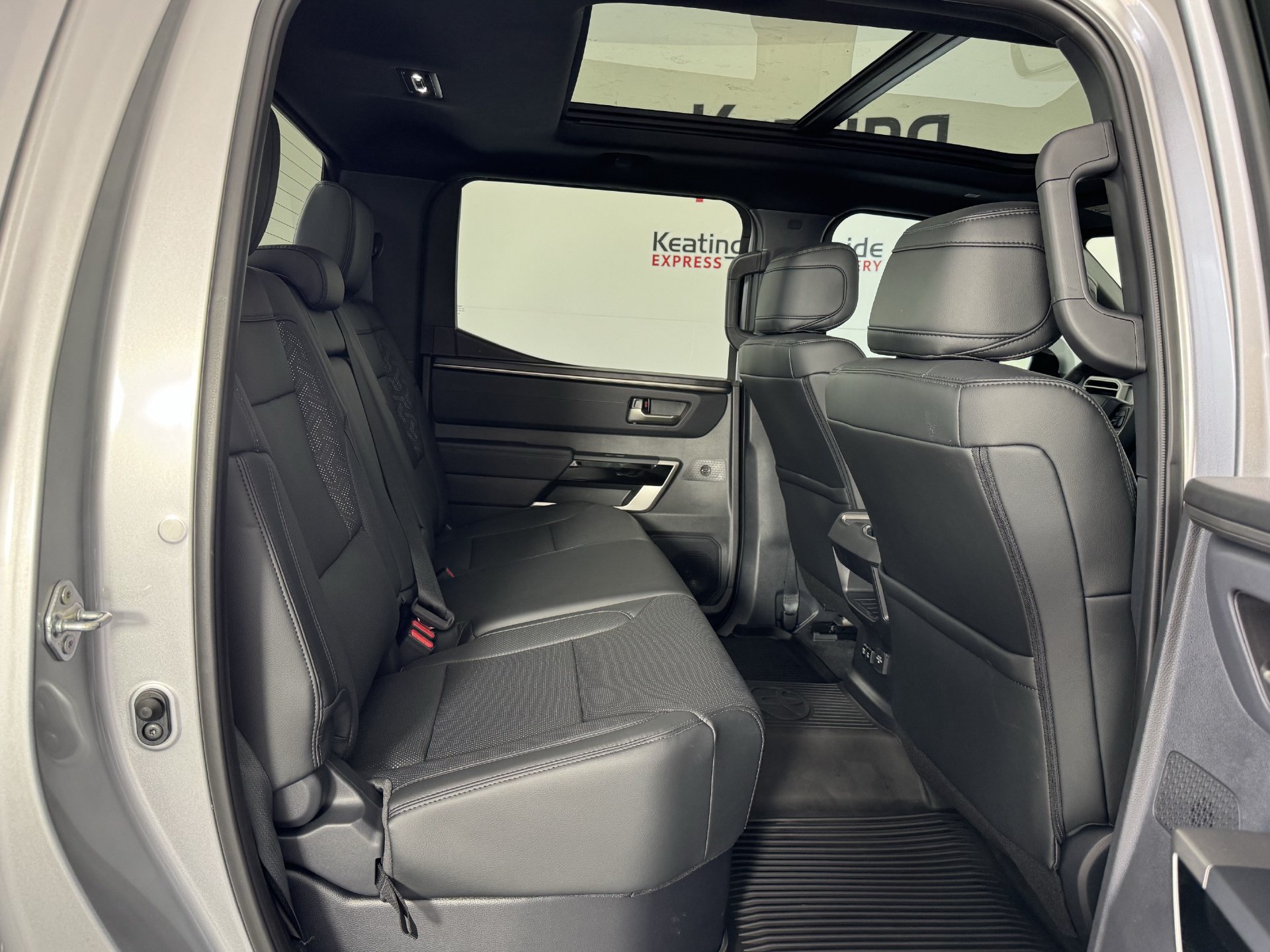 Used 2025 Toyota Tundra Limited w/ Power Package RWD image 18