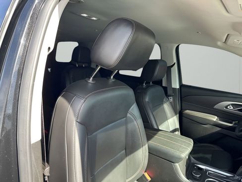 Used 2019 Chevrolet Traverse RS w/ LPO, Floor Liner Package image 15