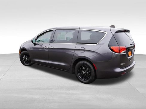 Certified 2023 Chrysler Voyager LX FWD image 9