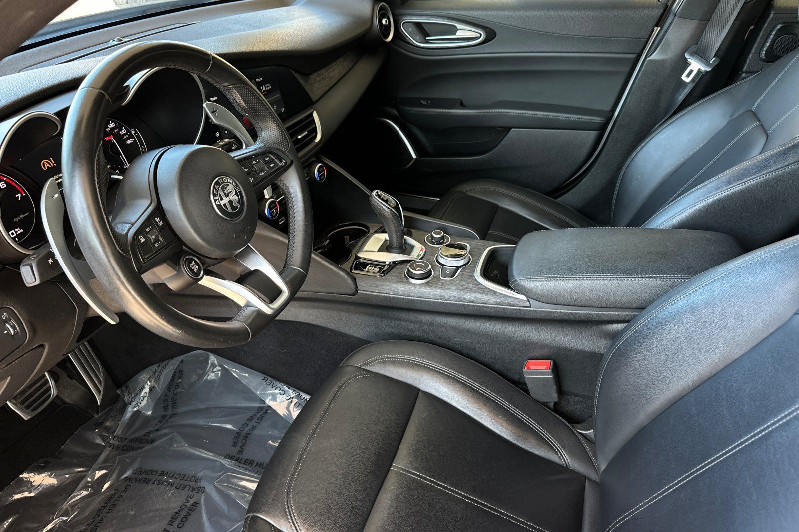 Used 2023 Alfa Romeo Giulia Sprint AWD/4WD image 9