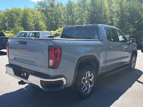 Used 2024 GMC Sierra 1500 SLE AWD/4WD image 5