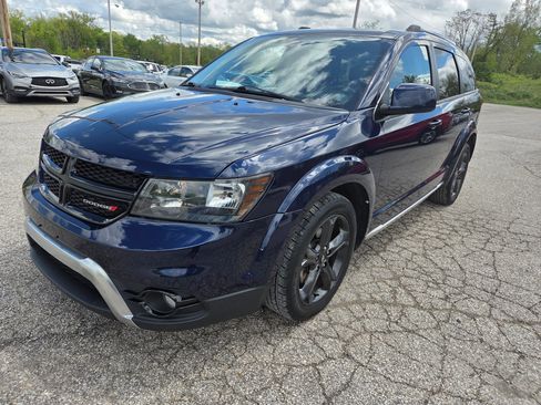Used 2018 Dodge Journey Crossroad AWD/4WD image 2