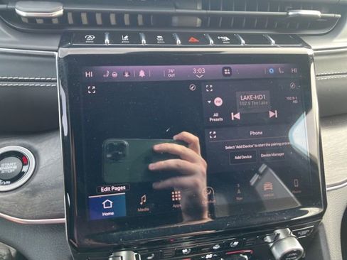 Used 2021 Jeep Grand Cherokee L Overland w/ Advanced Protech Group III image 24