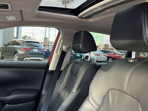 Used 2023 Honda HR-V EX-L image 15