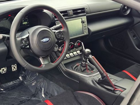 Used 2024 Subaru BRZ Limited RWD image 28