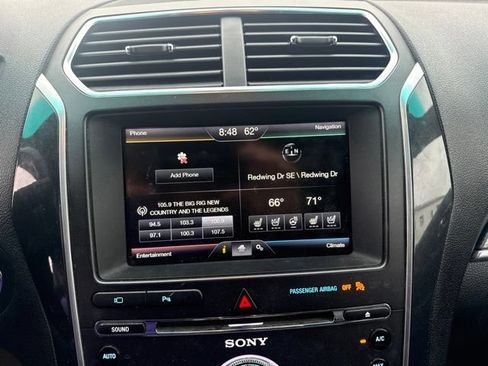 Used 2016 Ford Explorer Sport w/ Equipment Group 401A AWD/4WD image 2