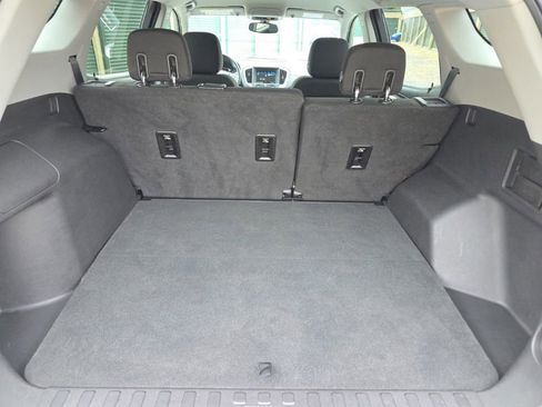 Used 2019 GMC Terrain SLE w/ LPO, Floor Liner Package AWD/4WD image 19