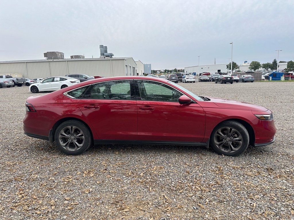Used 2024 Honda Accord EX image 11