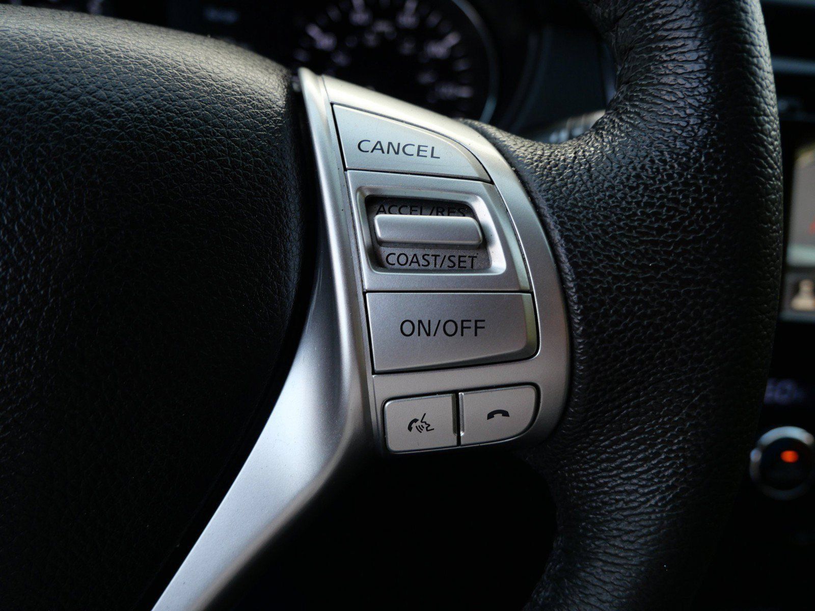 Used 2015 Nissan Rogue SL w/ SL Premium Package AWD/4WD image 24