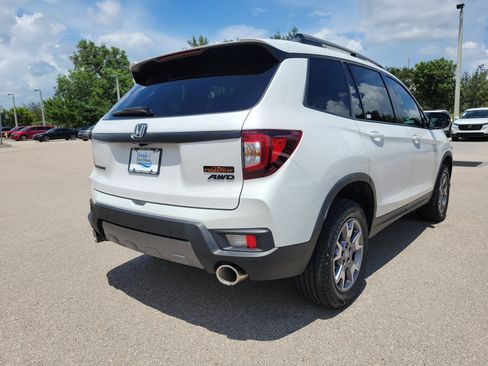 Used 2023 Honda Passport TrailSport image 6