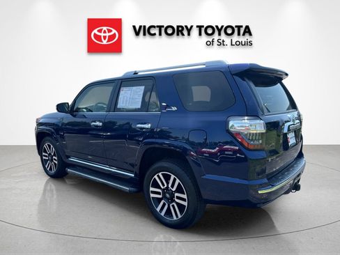 Used 2021 Toyota 4Runner Limited AWD/4WD image 5