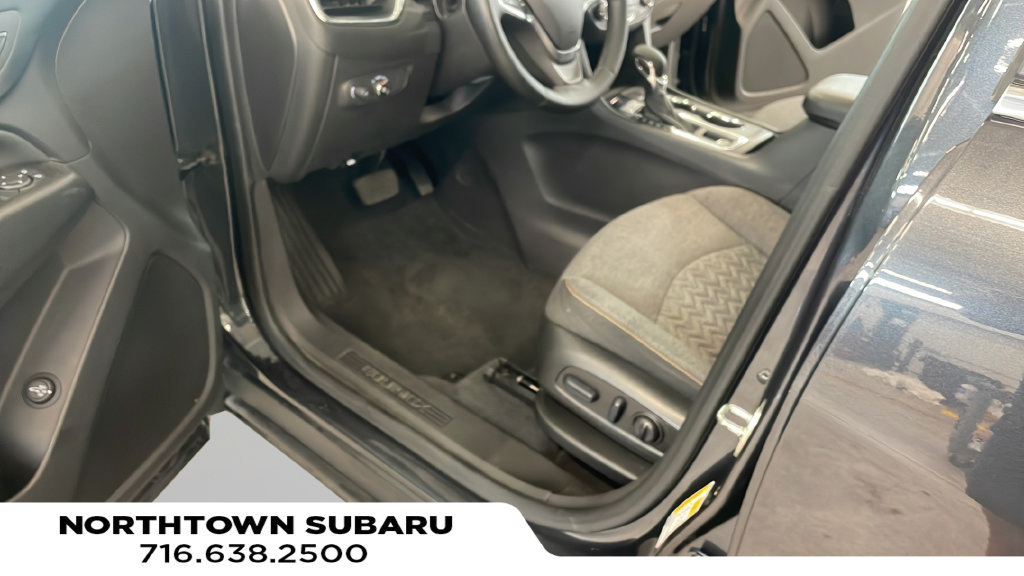 Used 2023 Chevrolet Equinox LT AWD/4WD image 29