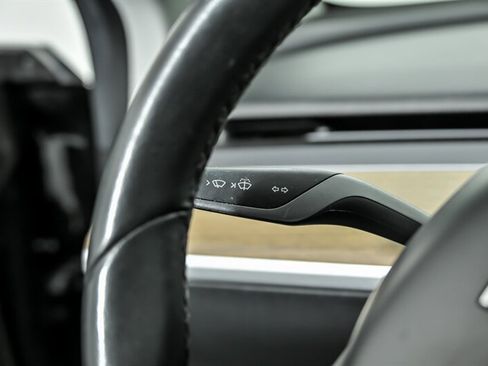 Used 2018 Tesla Model 3 Mid Range RWD image 22