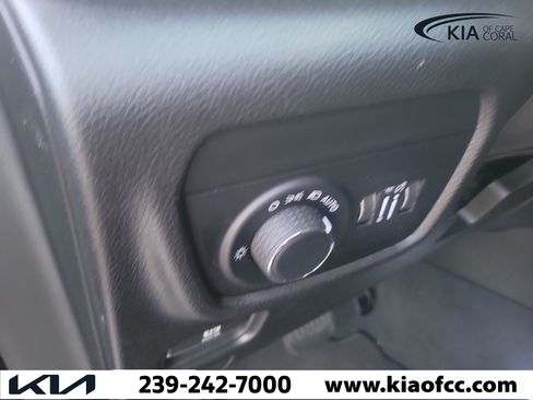 Used 2023 Jeep Grand Cherokee L Laredo AWD/4WD image 26