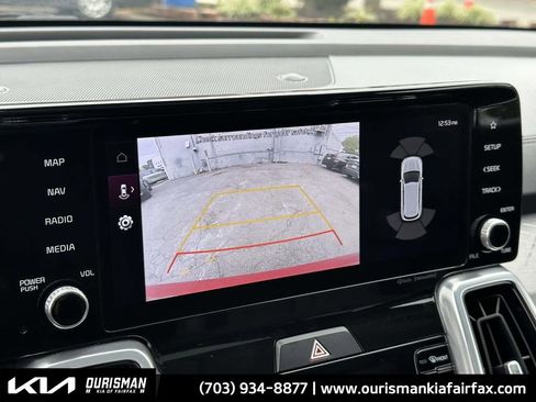Used 2022 Kia Sorento SX w/ Panoramic Sunroof Package image 5