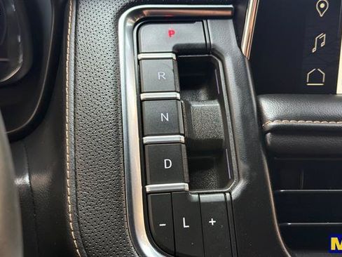 Certified 2024 GMC Yukon XL AT4 w/ AT4 Premium Plus Package AWD/4WD image 28