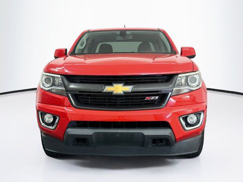 Used 2015 Chevrolet Colorado Z71 AWD/4WD image 2