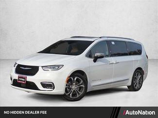 New 2026 Chrysler Pacifica Pinnacle FWD video 1