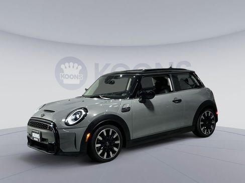 Used 2023 MINI Cooper S image 1