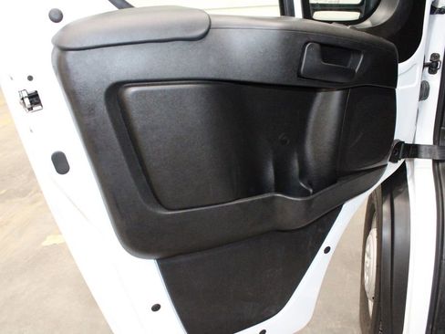 Used 2023 RAM ProMaster 2500 image 14