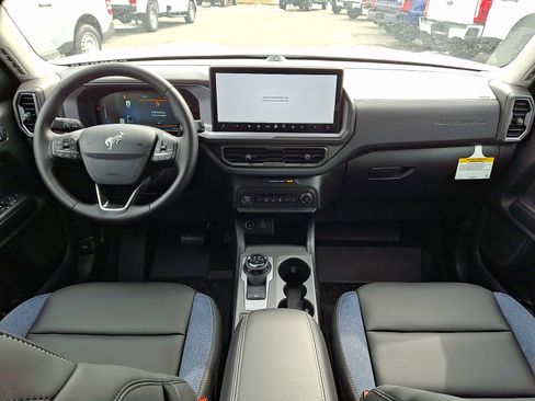 New 2026 Ford Bronco Sport Outer Banks w/ Outer Banks Tech Package+ image 8