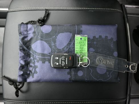 Used 2024 RAM 2500 Limited image 19