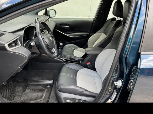 Used 2019 Toyota Corolla XSE FWD image 2