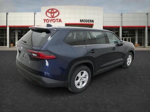 New 2026 Toyota Grand Highlander AWD Hybrid image 22