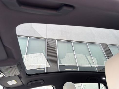 Used 2023 Volkswagen ID.4 Pro S image 23