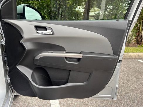 Used 2017 Chevrolet Sonic Premier image 14