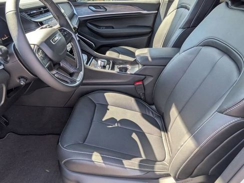 New 2026 Jeep Grand Cherokee Limited AWD/4WD image 14