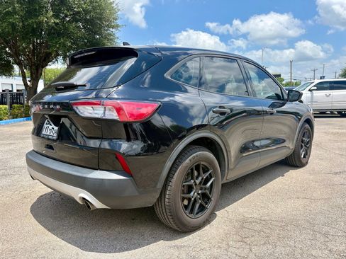 Used 2021 Ford Escape S FWD image 3