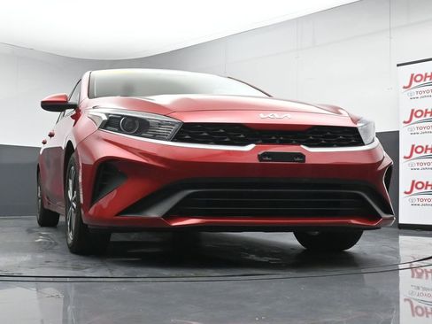 Used 2023 Kia Forte LXS FWD image 33