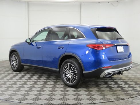 Certified 2025 Mercedes-Benz GLC 300 image 7