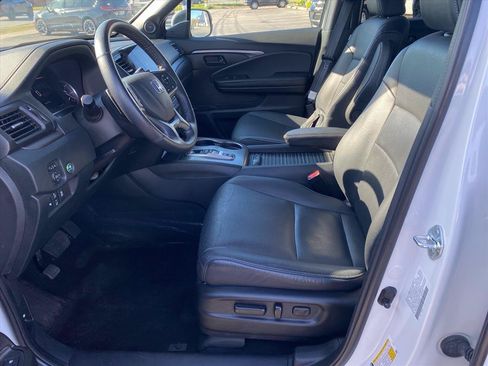 Used 2023 Honda Passport EX-L image 9