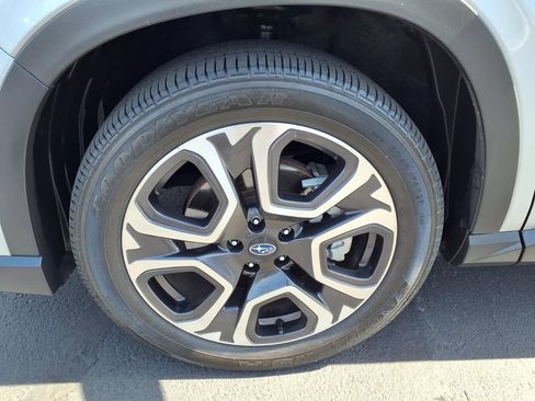 Certified 2023 Subaru Ascent Limited AWD/4WD image 14
