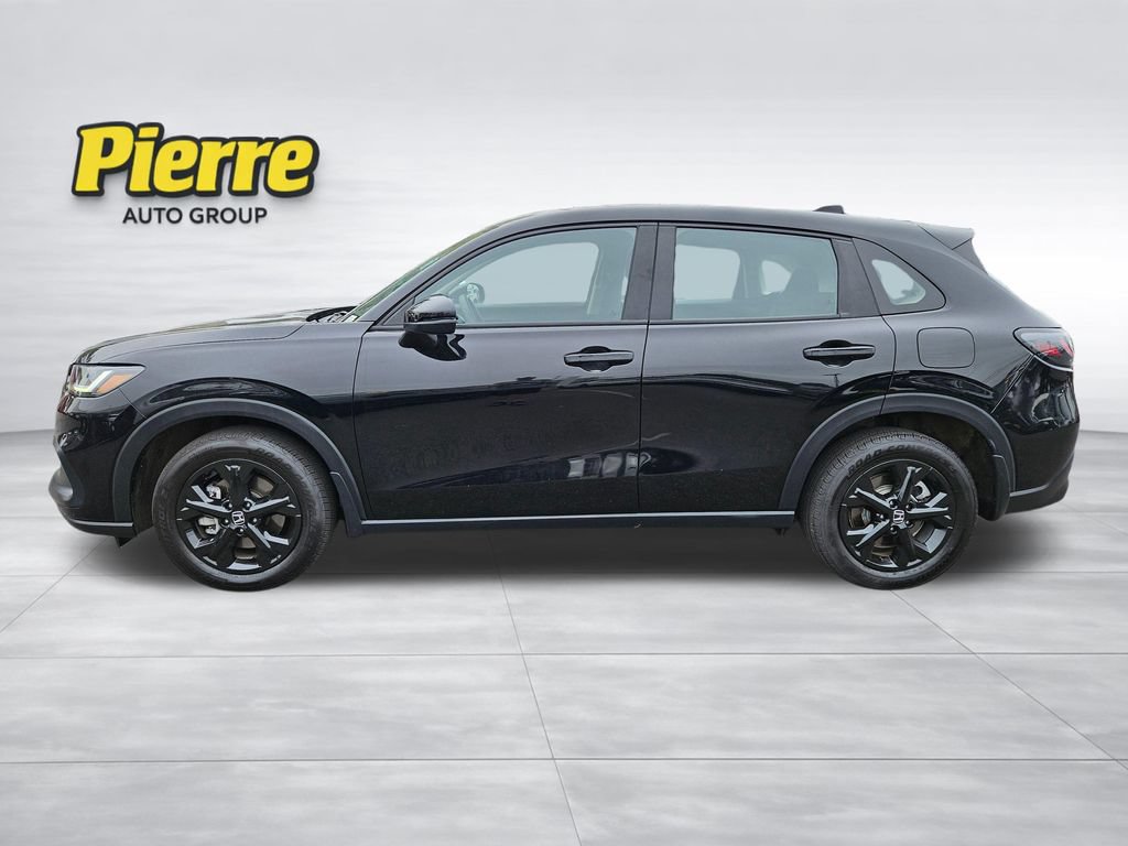 Used 2024 Honda HR-V LX image 2