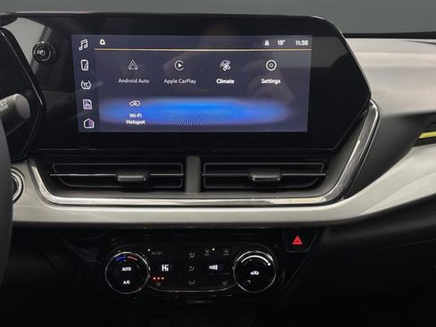 New 2026 Chevrolet Trax LT w/ Driver Confidence Package image 8