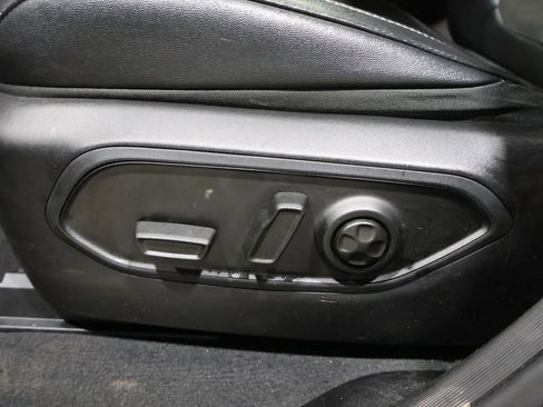 Used 2024 Jeep Grand Cherokee Altitude image 13