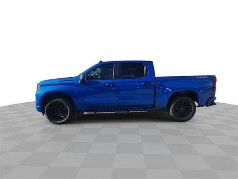 Used 2025 Chevrolet Silverado 1500 Custom w/ Turbomax Blackout Package image 5