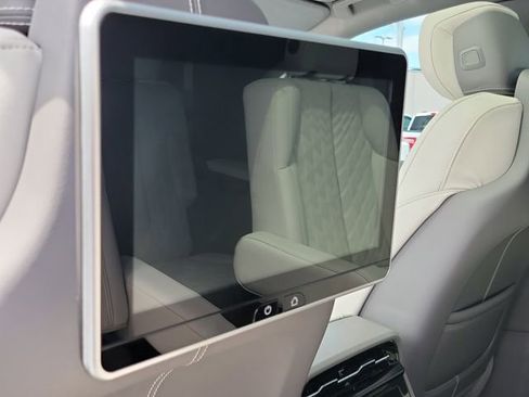 Certified 2025 Cadillac Escalade IQ Sport 1 AWD/4WD image 14
