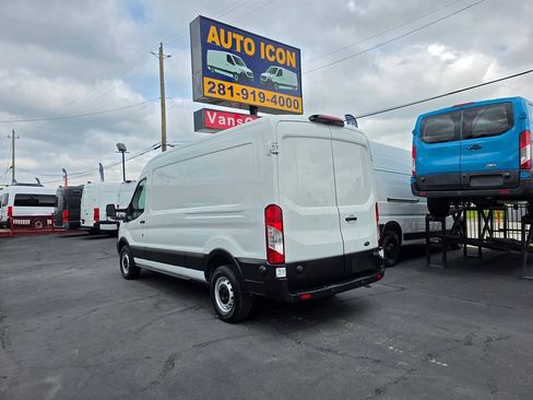 Used 2019 Ford Transit 250 148 Medium Roof RWD image 2