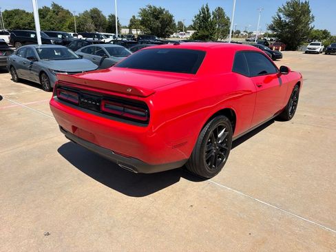 Used 2022 Dodge Challenger GT AWD/4WD image 5