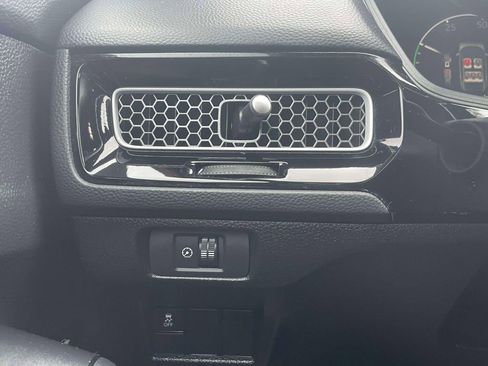 Used 2025 Honda Civic Sport image 18