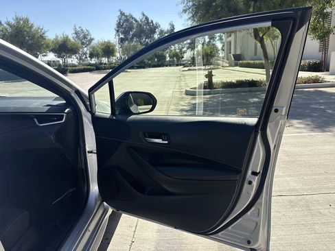 Used 2020 Toyota Corolla SE image 16
